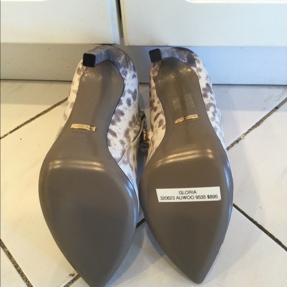 GUCCI Snake-Skin Print Booties - Picture 6 of 10